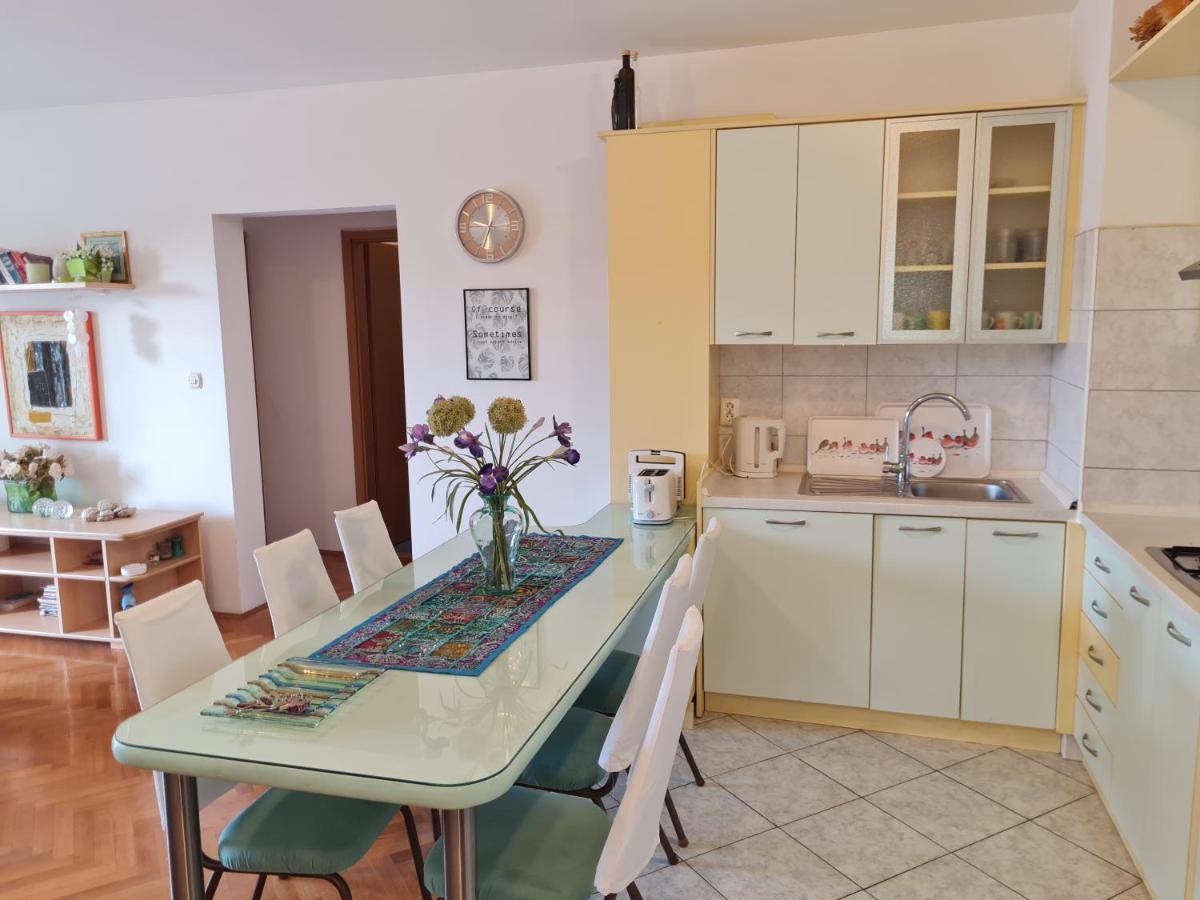 Apartment Silva, 50M From Beach Makarska Exterior foto